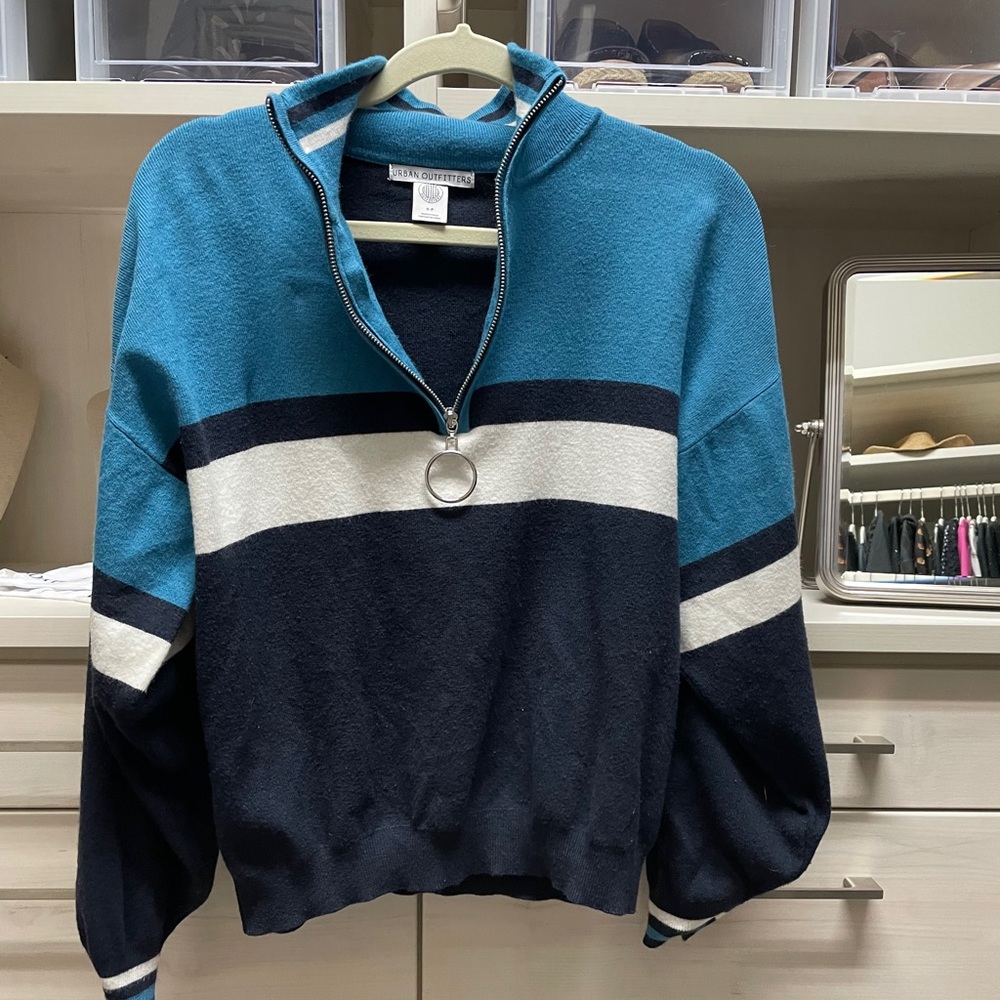 Urban Outfitters Pullover